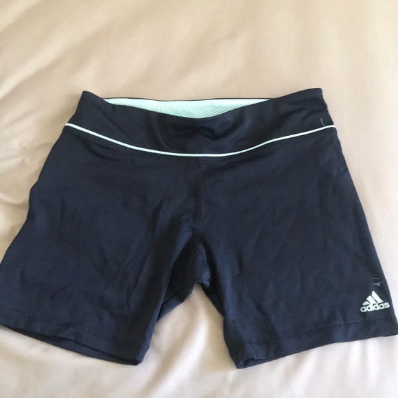 Adidas compression short - Picture 1 of 4